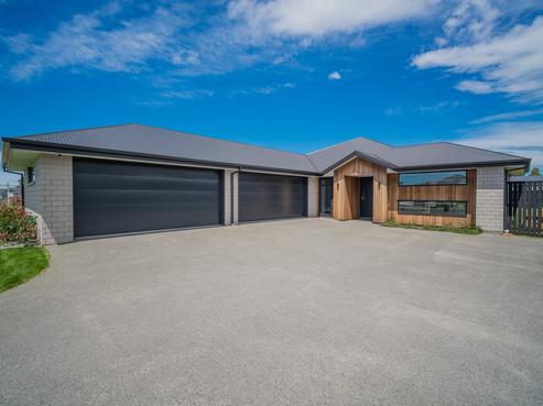14 Nicolau Avenue, Rolleston