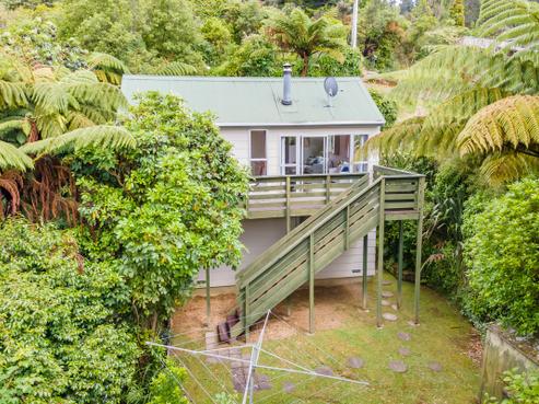 55 Wyndham Road, Pinehaven