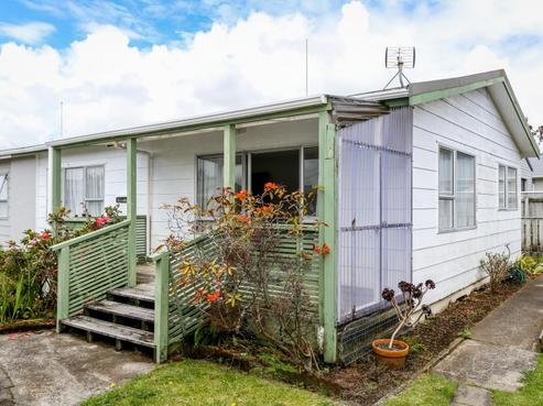 16 Wicklow Place, Bell Block