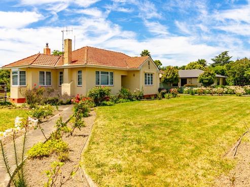 11 Mill Road, Clive