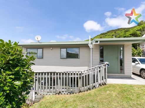 111 Allington Road, Karori