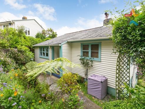 48 Victory Avenue, Karori