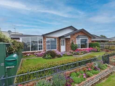 55 Catherine Street, Windsor