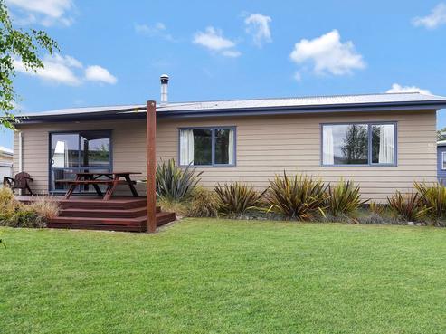 68 Rhoboro Road, Twizel