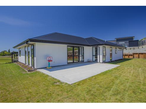 30B Lazarette Loop, Gleniti