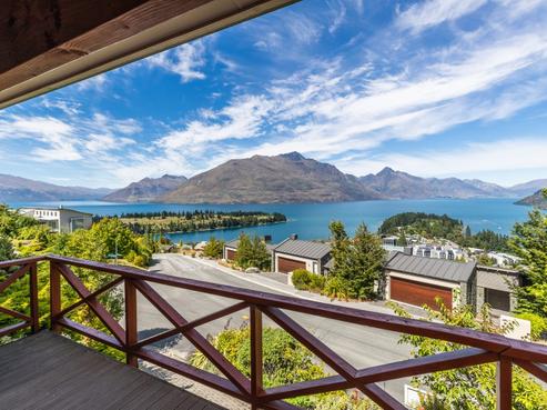 15 Belfast Terrace, Queenstown Central