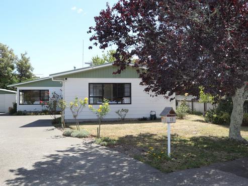 15 Rush Place, Havelock North