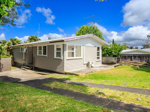 63 Stott Avenue, Birkdale