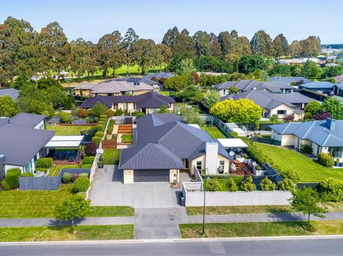7 Cameron Crescent, Rolleston