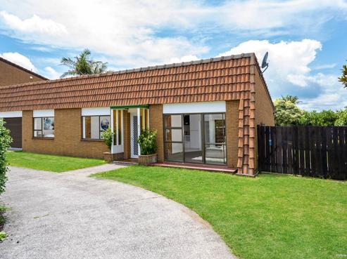 1/30 Vivian Wilson Drive, Eastern Beach