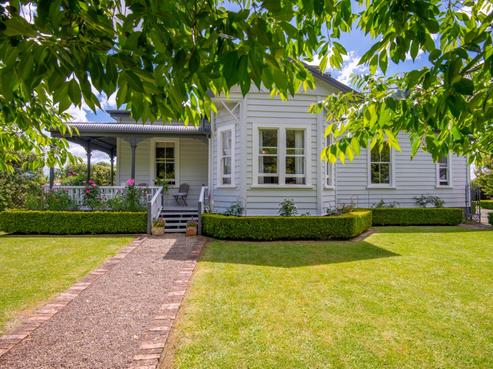 57 Carlyle Street, Leamington