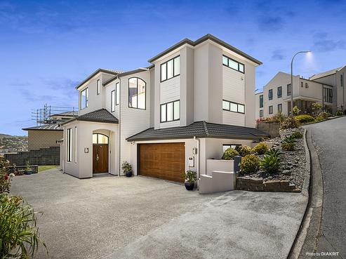 12 Bunker Way, Strathmore Park
