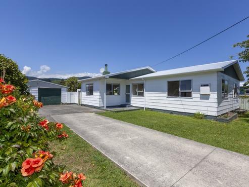 34 Hillcrest Road, Raumati South