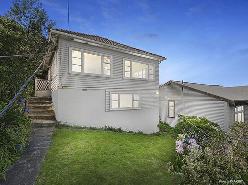 12 Hungerford Road, Lyall Bay