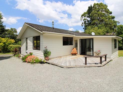 77 Underhill Road, Featherston