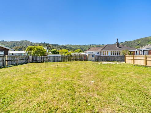 15A Langford Street, Naenae
