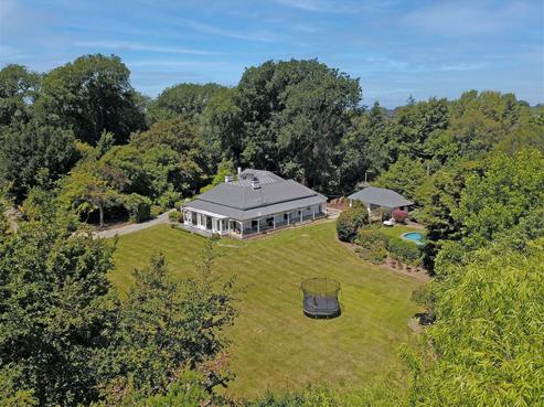 14 Mill Road, Clarkville