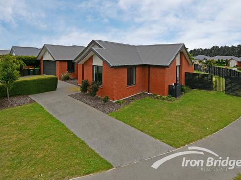 8 Strauss Drive, Rolleston