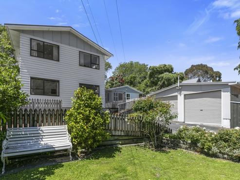 17 Norfolk Street, Belmont