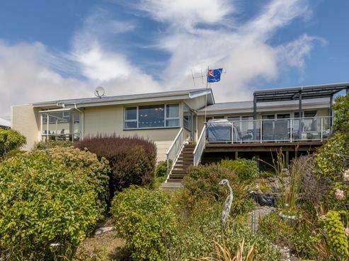 223 Mount Pleasant Road, Mount Pleasant