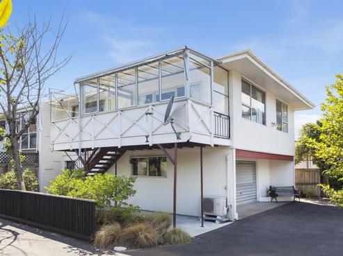 2/204 Main Road, Moncks Bay