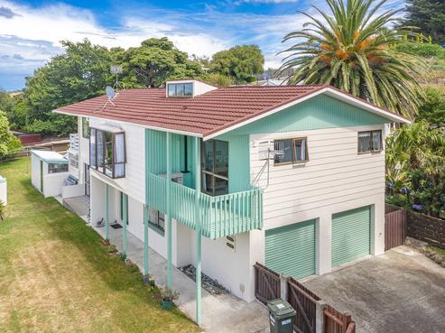 129 Great North Road, Otamatea