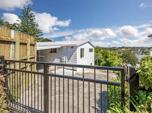 89A Arran Road, Browns Bay