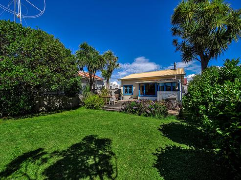 25 Roy Terrace, Moturoa