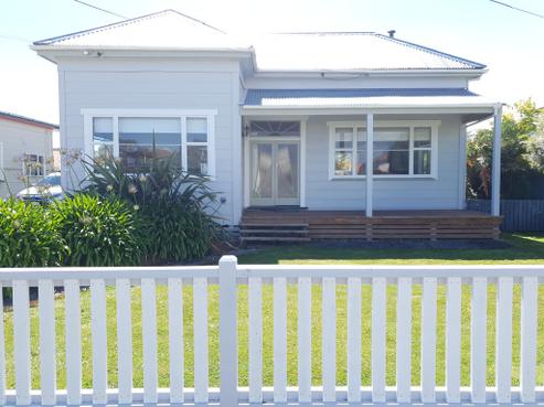 37 Queen Street, Westport