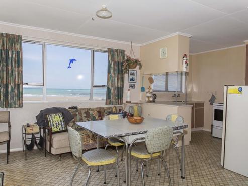 42A Akitio Esplanade, Pongaroa