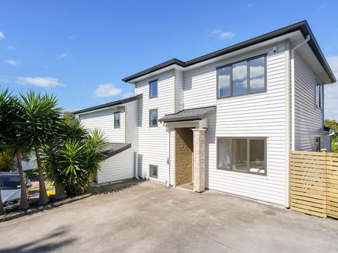 17A Nui Mana Place, Te Atatu South
