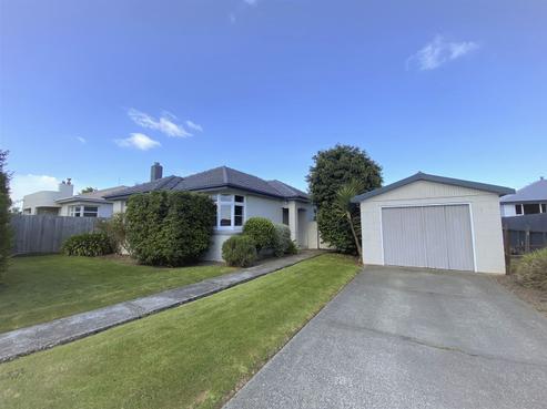 6 Herriot Court, Richmond