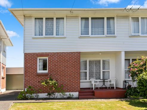 4/220R Waiwhetu Road, Waterloo