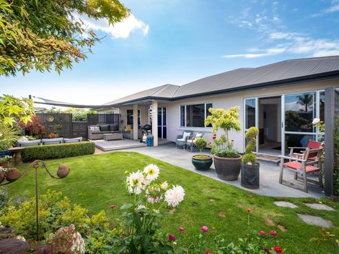 19 Pania Place, Poraiti