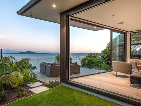 239B Beach Road, Campbells Bay