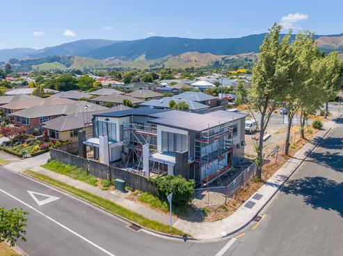 2 Arbor-lea Avenue, Richmond