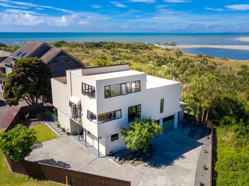267 Manly Street, Paraparaumu Beach