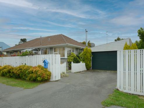 3 Corson Avenue, Beckenham
