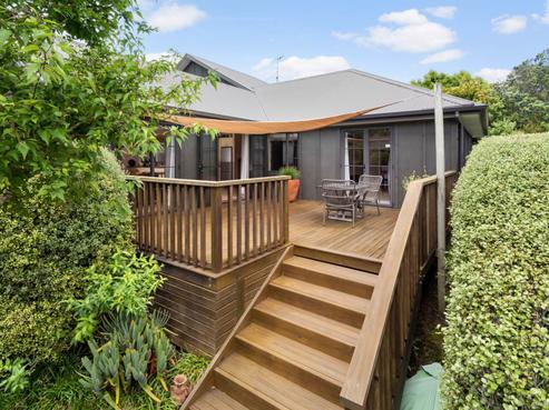 239B Titirangi Road, Titirangi