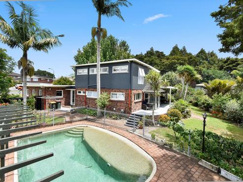 11 Iorangi Place, Hillpark