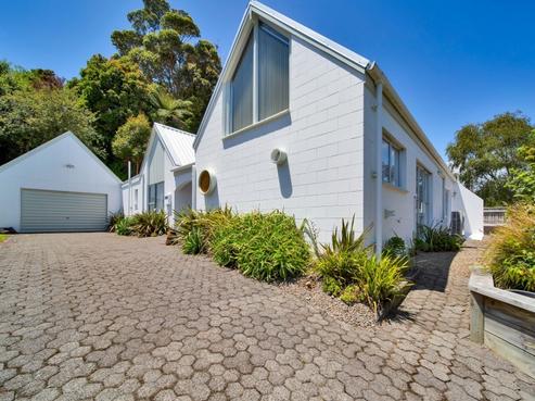 13 Ambury Place, Merrilands