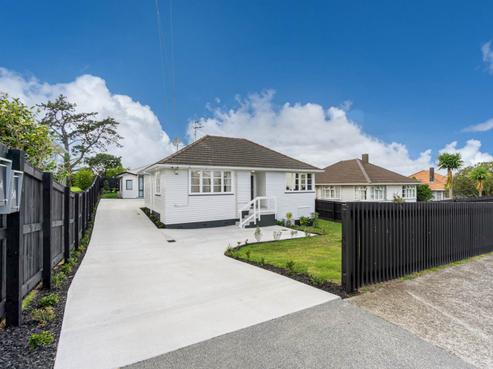 54 Taniwha Street, Waiotaiki Bay