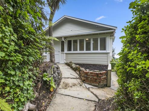 66 Gladstone Road, Dalmore