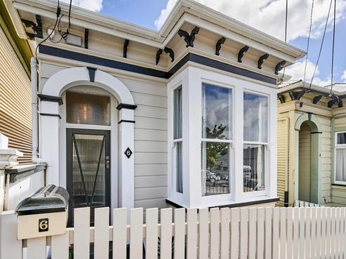 6 Gordon Street, Newtown