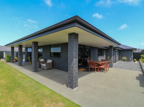 42 Lazarette Loop, Gleniti