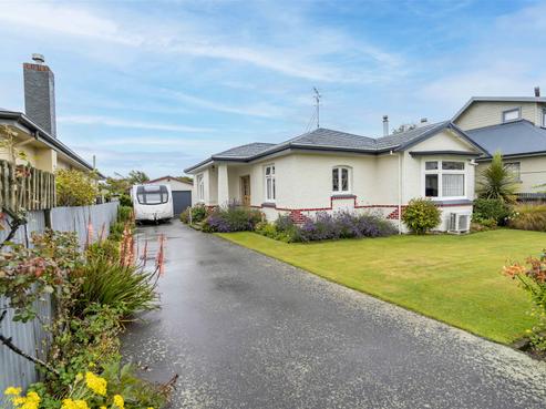 5 Lowe Street, Avenal