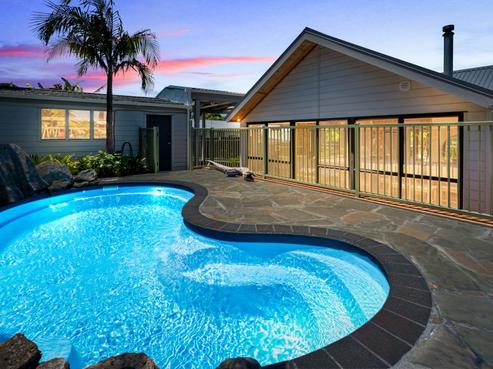 6 Lester Heights Drive, Woodhill