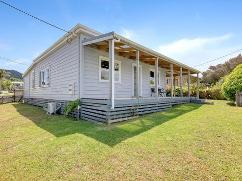 65 King Street, Hikurangi