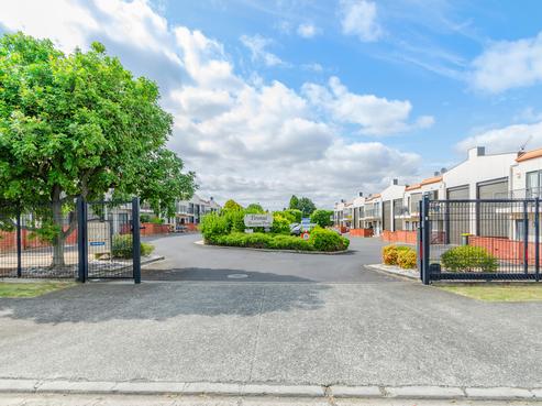19/3 Tironui Station Road West, Takanini