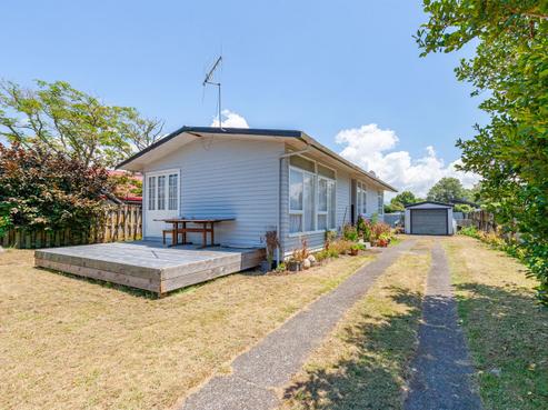 186 Te Rangitautahanga Road, Turangi
